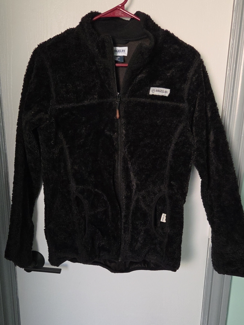 Magellan Outdoors Black Plush Fleece Jacket